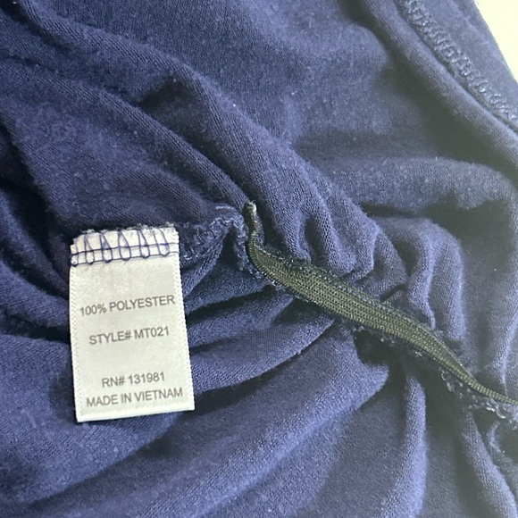 Love Delirious Maternity Blouse Navy With Floral Design Size XL - Picture 5 of 9